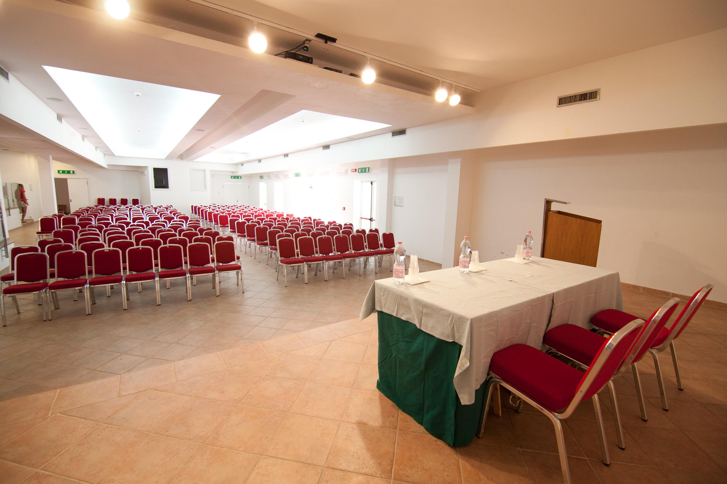Club Esse Roccaruja Hotel Стинтино Екстериор снимка