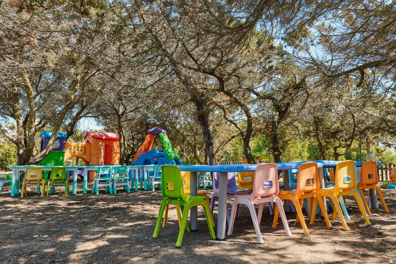 Club Esse Roccaruja Hotel Стинтино Екстериор снимка