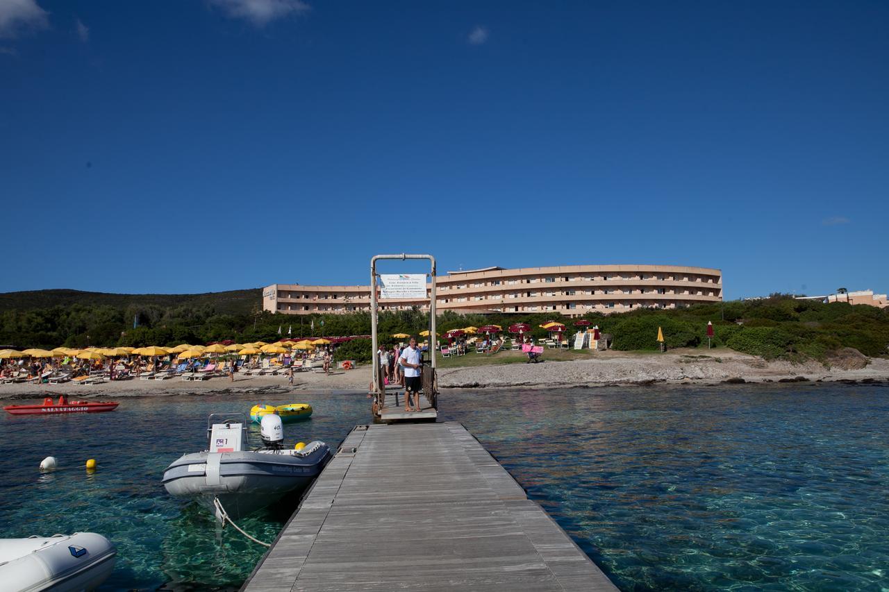 Club Esse Roccaruja Hotel Стинтино Екстериор снимка