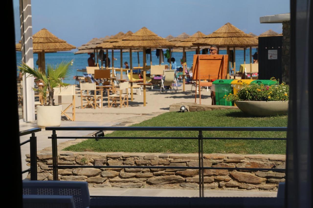 Club Esse Roccaruja Hotel Стинтино Екстериор снимка